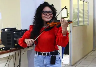 "Pausas Culturales" para acercar el arte "Pausas Culturales" para acercar el arte