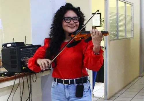 "Pausas Culturales" para acercar el arte "Pausas Culturales" para acercar el arte