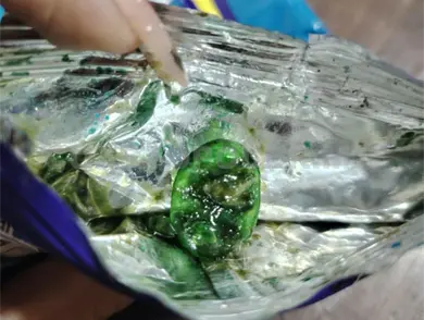 Los arrestan por vender frituras "sospechosas" Los arrestan por vender frituras "sospechosas"