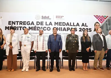 Dedican Medalla al Mérito al dr. Salvador Pacheco Dedican Medalla al Mérito al dr. Salvador Pacheco