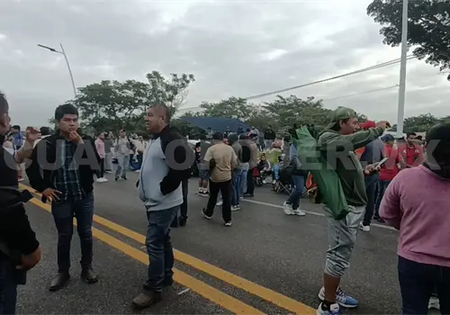 Bloqueo en aeropuerto generó graves afectaciones