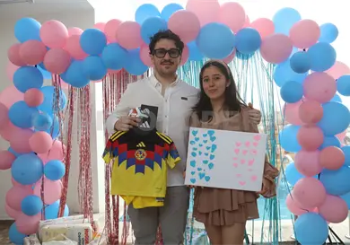 Carlos e Ivet esperan una niña