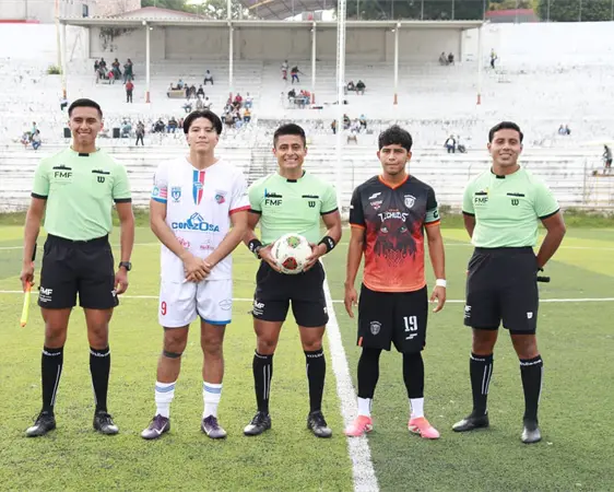 Con goleada, Lechuzas retoma el liderato Con goleada, Lechuzas retoma el liderato