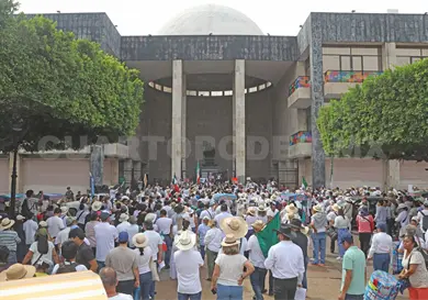 Marchan por mayor justicia y seguridad Marchan por mayor justicia y seguridad