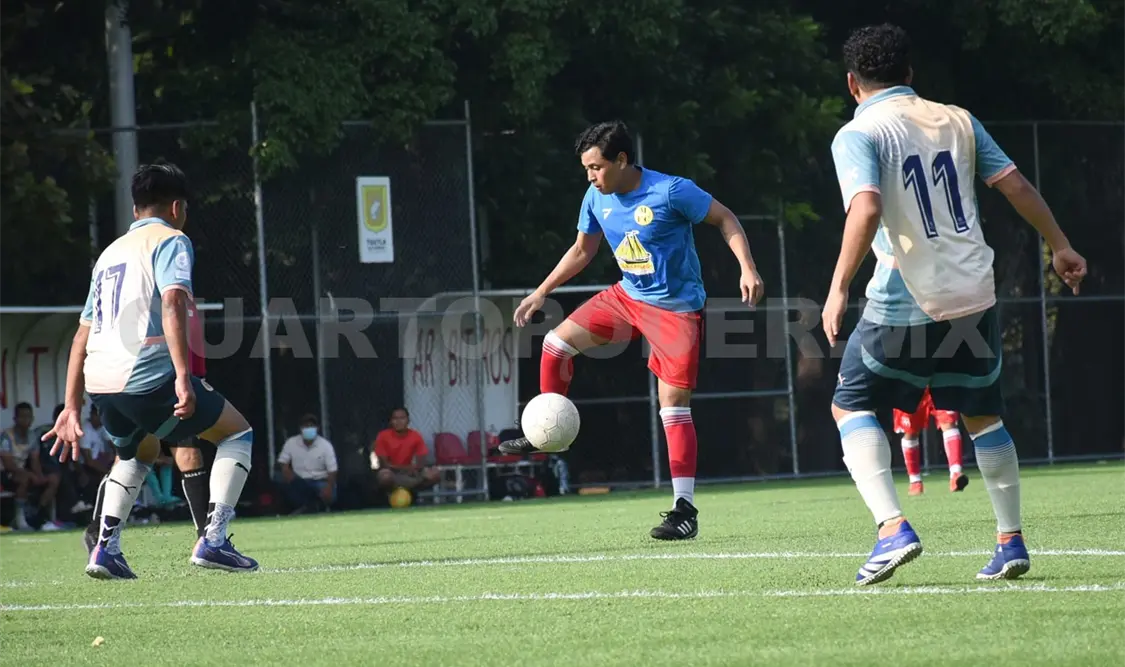 El partido de campeonato se disputará este domingo al mediodía, en el campo principal de Caña Hueca. Archivo/CP