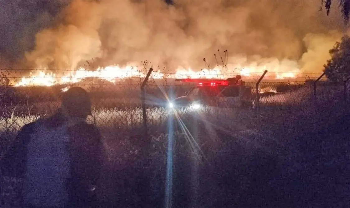 La rápida acción permitió controlar el fuego para evitar pérdidas. Cortesía