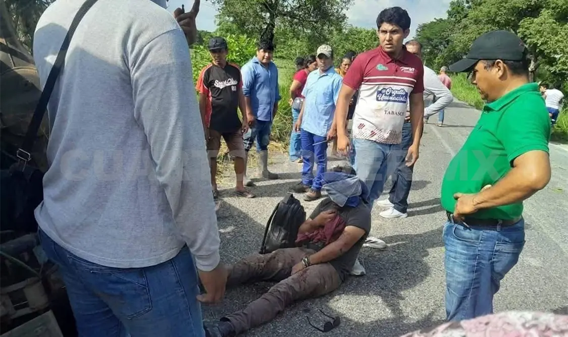 Algunas personas que viajaban en la Estaquitas acabaron con lesiones. Genaro Sánchez / CP