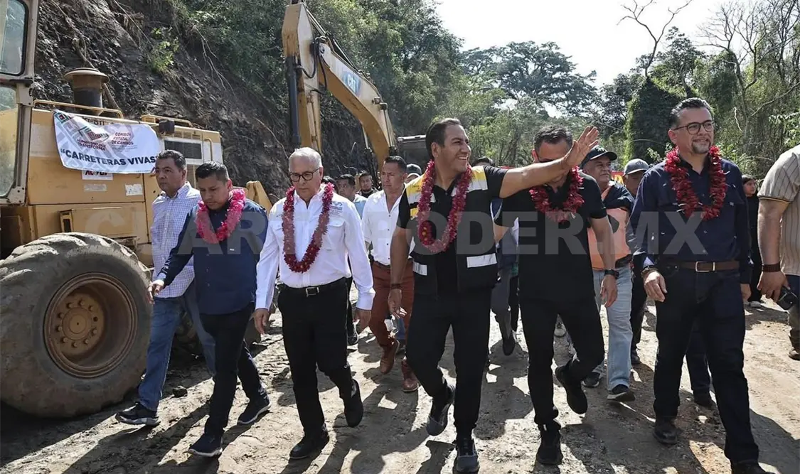 ERA supervisó la construcción de las vías San Fernando–Colonia Cuauhtémoc y San Fernando–Monterrey–Las Maravillas. CP