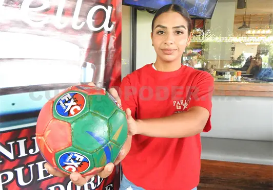 Chiapaneca Nédali Arjona asiste a mundial Chiapaneca Nédali Arjona asiste a mundial