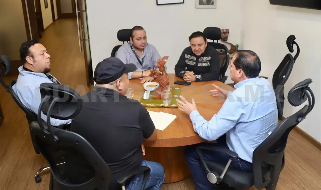 El magistrado presidente, Juan Carlos Moreno Guillén, sostuvo una reunión de trabajo con los presidentes municipales. CP