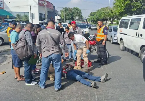 Derrapa sobre el bulevar Ángel Albino Corzo