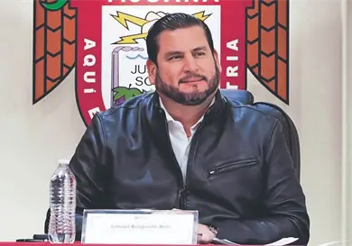 Alcalde acusa estrategia mediática tras denuncia