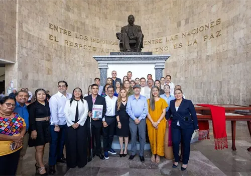 Conmemoran bicentenario del Congreso del Estado
