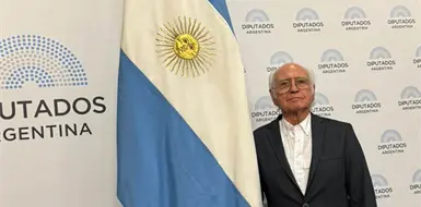 Destaca Añorve proyecto de mexicano premiado