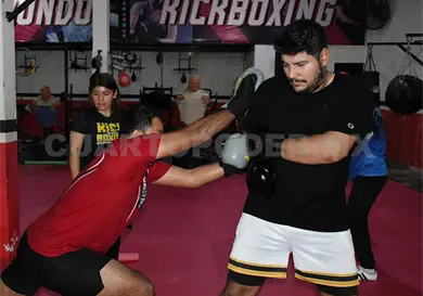 Virgie Oramas comparte su experiencia Virgie Oramas comparte su experiencia