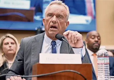 Kennedy Jr. ordena vincular las vacunas con el autismo