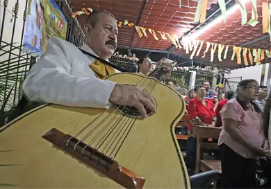 Músicos: el pulso sonoro de la comunidad