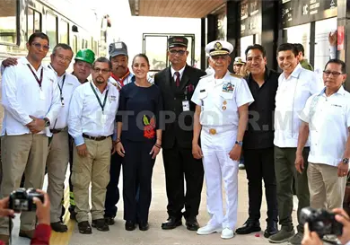 Mandatarios atestiguan 1er viaje del Interoceánico