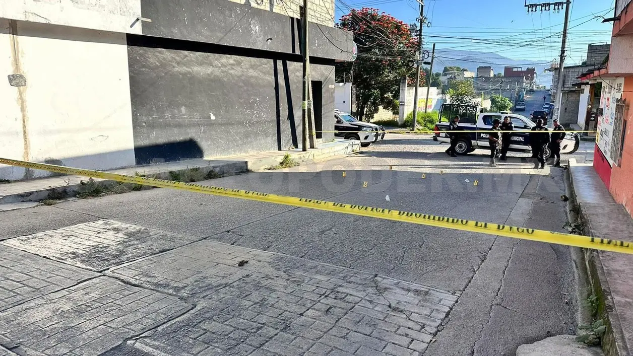 Atacan a balazos a doctor y le dan en un hombro