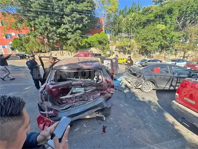 Carambolazo salda con seis lesionados