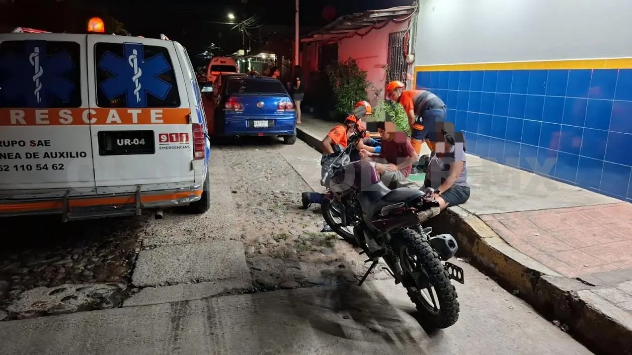 Dos heridos al derrapar por corte de circulación