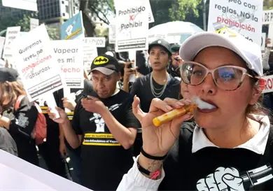 Avalan prohibición absoluta de vapeadores Avalan prohibición absoluta de vapeadores