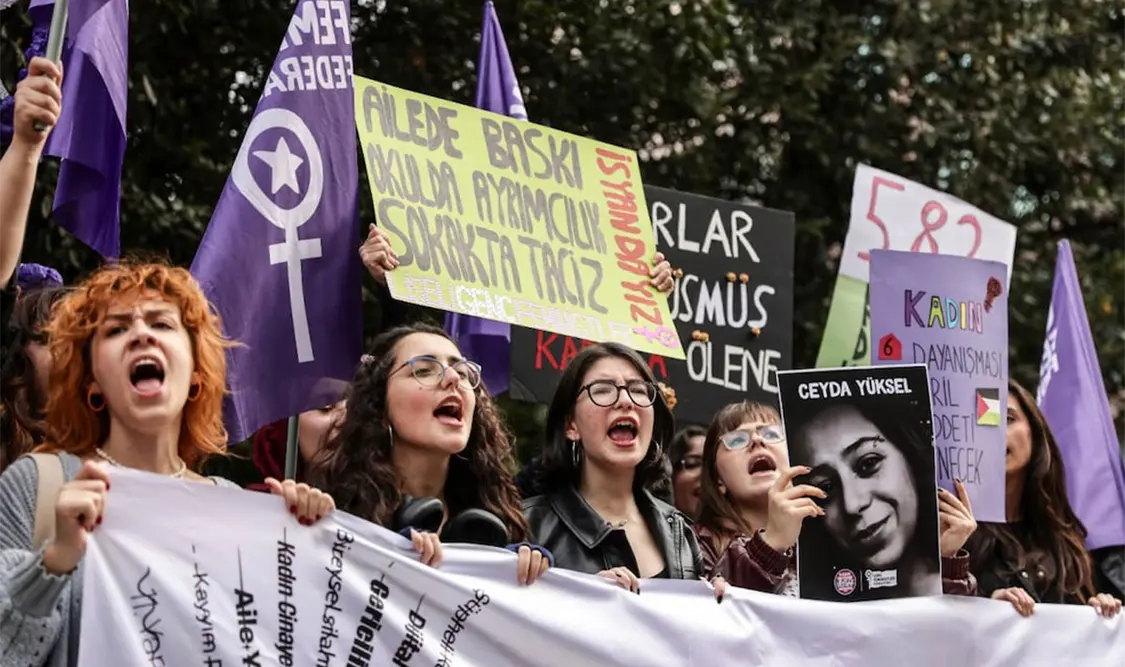 Miles de mujeres marcharon este martes por las calles de cientos de ciudades para pedir “mucha más” acción para combatir la violencia machista. Cortesía