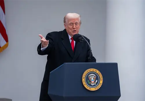 Trump exige plan de paz final