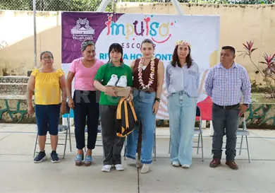 Valeria Rosales culmina entrega de Impulso Escolar
