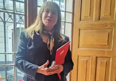 Quieren conquistar al lector bilingüe