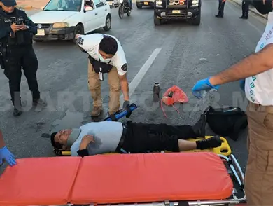 Atropellan a peatón frente a la Central de Abastos