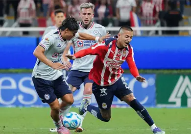 Chivas recibe a Cruz Azul en semifinal de ida