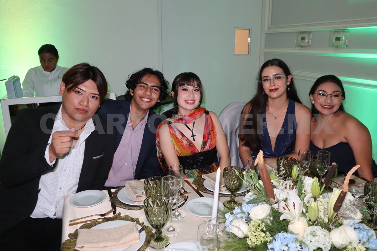 Regina Sofía disfrutó su festejo