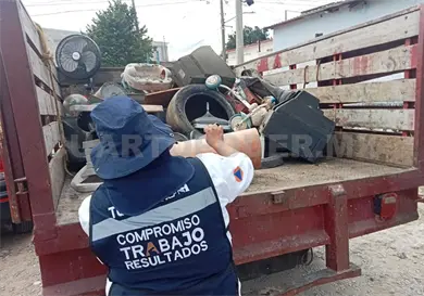 Ángel Torres da  banderazo a "Chuleando Tuxtla"