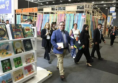 Ministros participan en inauguración de la FIL Ministros participan en inauguración de la FIL