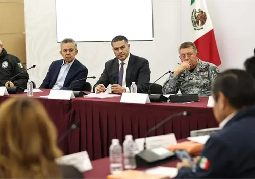 Harfuch se reúne con representantes del autotransporte