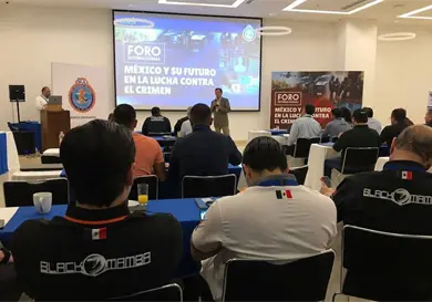 Intercambian ideas contra el crimen organizado