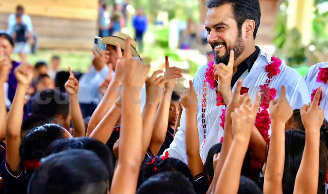 Respalda secretario de Educación las mejoras al sector. CP