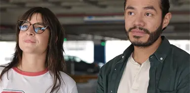 Mienten sin pena por un personaje