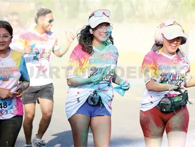 Viven la fiesta de Happy Color Race Viven la fiesta de Happy Color Race