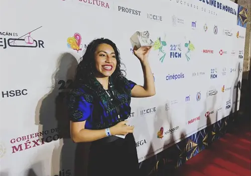 Premian a Li Cham en festival Premian a Li Cham en festival