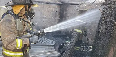 Fuego en vivienda salda con pérdidas materiales