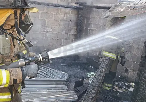 Fuego en vivienda salda con pérdidas materiales