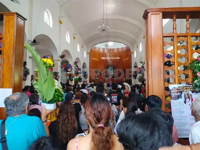 Fe, devoción y fiesta a vírgenes del Pacífico Fe, devoción y fiesta a vírgenes del Pacífico