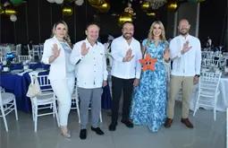 Desayuno de aniversario Desayuno de aniversario