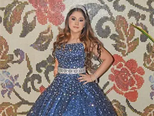 Kristen celebra sus XV años Kristen celebra sus XV años