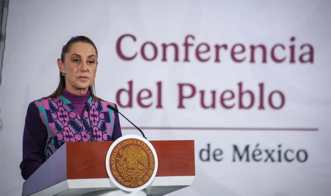 La presidenta, firmó los dos acuerdos para el incremento del salario mínimo y la reducción gradual de la jornada laboral. Cortesía