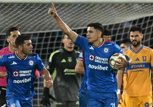 Cruz Azul rescata empate ante Tigres