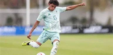 Jhonnatan Grajales visita al Club Aexa Jhonnatan Grajales visita al Club Aexa