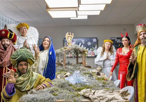 Mirreyes vs Godínez lanza especial navideño